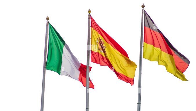 allemand-espagnol-drapeau-italien-isole-fond-blanc-politique-forum-europe-2f7tawk.jpg